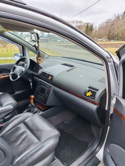 Predám VW Sharan 1.9 tdi 96kw - 8