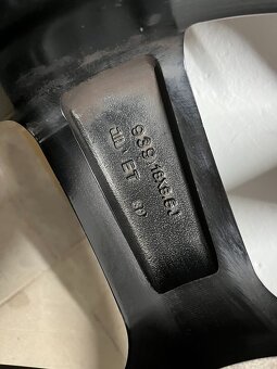 Disky Audi Styl Rotor R18 - 8