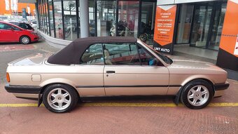 BMW 318i Cabrio - 8