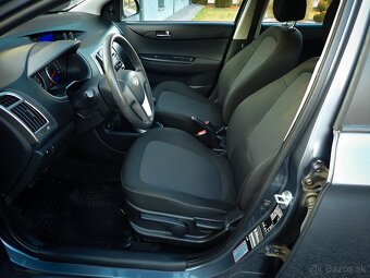 HYUNDAi i20 1.2 16V  BENZIN- 4 valec -12/2013 - KLIMA, STK - 8