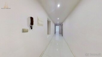 Na prenájom 4-izbový byt s 2 balkónmi, v blízkom centre Preš - 8