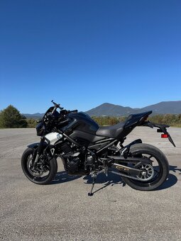 Kawasaki Z900 A2 2025 Akrapovic Záruka do 2029 - 8