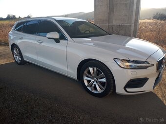 Volvo V60 /D4 Momentum - 8