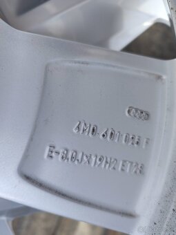 5x112 r19 hliníkové disky Audi 8Jx19ET28 - 8