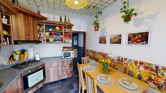 Priestranný 3 izbový byt na predaj na Slnečnej ulici - 8