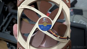 Počítačová skriňa Corsair 500R Carbide Series - 8