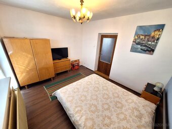 DOM s garážou - Čaňa - 2 bytové jednotky, 6 izb, poz. 500m2 - 8