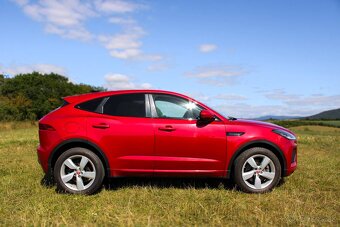 Jaguar E-Pace 2.0 184kW Benzín R-Dynamic AWD A/T,110000Km - 8