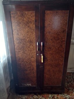 Predám starý nábytok. - 8