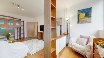 VEĽKÝ 1 izb. byt, ZVÄČŠENÝ o PRACOVŇU, Titogradská Košice - 8