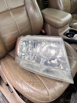 Predné a zadne svetla jeep wj - 8