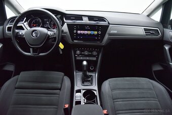 Touran 2.0 TDI Highline DSG, Matrix, ACC, Ťažné, Kamera - 8
