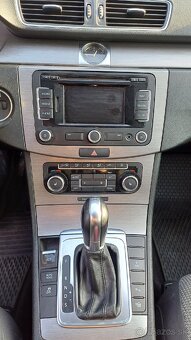 VOLKSWAGEN PASSAT B7 2.0 TDI 103KW A7 - 8