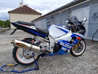 Suzuki gsxr 1000 K1 2001 118kw (160koní) M6 Top Stav - 8
