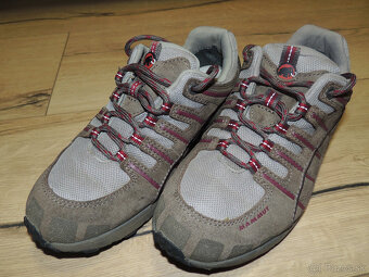 Salomon Wings Access GoreTex a Mammut GTX Vibram - 8