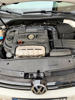 VOLKSWAGEN GOLF 1,4 TSI - 8