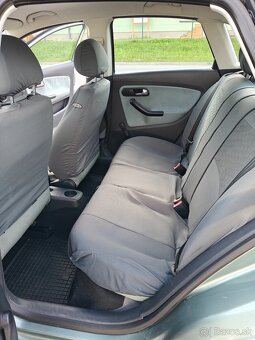 Seat Cordoba 1.2 47Kw 12V Stylance - 8