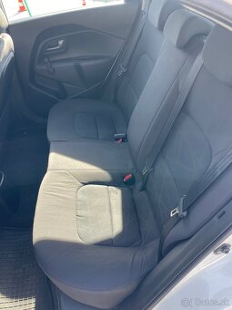 KIA RIO 1.25i - 8