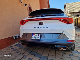 Cupra Formentor 1,4Tsie Hybrid 204k odpočet DPH - 8