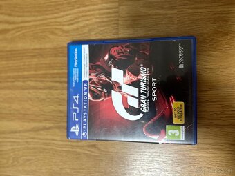 PS 4 - 8