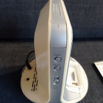 RADIOBUDIK s DOKOM pre iPOD Philips AJ300D/12 - 8
