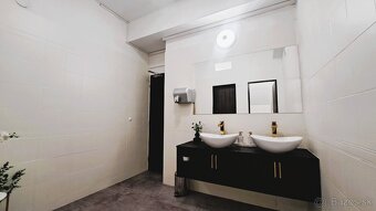 Reprezentatívny kancelársky priestor 40,06 m2 s parkovaním - 8