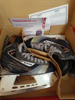 Profi nové korčule Ccm - 8