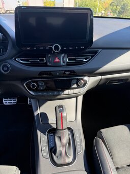 Hyundai i30 kombi - 8