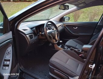 Hyundai I30CW Combi 1.6CRDi 81Kw 110PS Style M6 R.v.12/2015 - 8