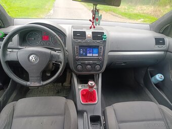 Volkswagen Golf 5 2.0tdi 103kw Manuál - 8