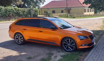 Skoda Superb Combi Sportline 2.0TDI 4x4 - 8