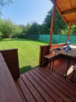 Pozemky 700m2 a 2 Chaty v meste BB - 8