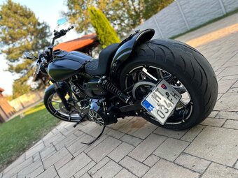 Harley Davidson Dyna Custom - 8