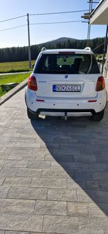 Predám suzuki sx4 1.6vvti 88kw 4x4 - 8
