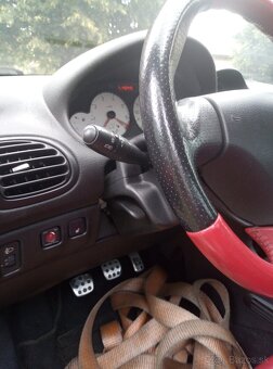 Peugeot 206cc 1.616v 80kw rok 2002 Platimum - 8