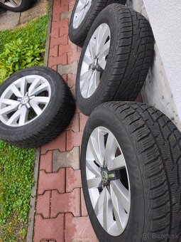 Volkswagen r16 - 8