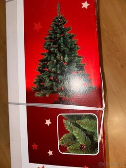 Vianocny Stromcek 180cm - umelý - 8
