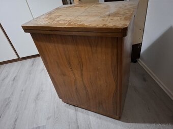 Predám šijací stroj Minerva - 8