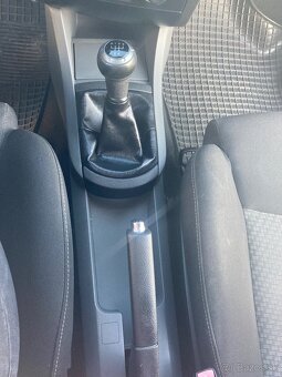 Seat Ibiza 1.4 benzín - 8
