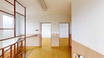 Na predaj dvojpodlažný rodinný dom - LEOPOLDOV, 710 m2 - 8