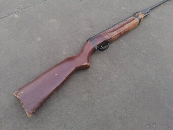 Predám vzduchovka Slavia 630 model 77 - 8