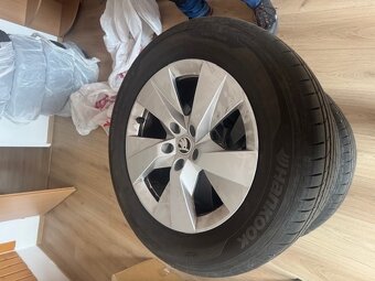 Originálna sada disky a pneumatiky - Škoda Paget Aero R17 - 8