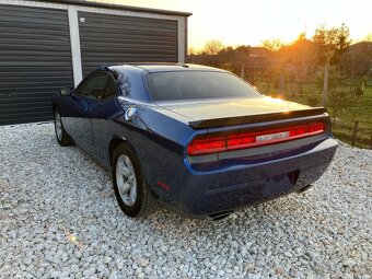 2009 DODGE CHALLENGER RT 5.7L HEMI - MANUAL - 8