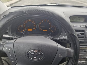 Toyota Avensis 1.8 VVTi 2006 1650 EUR - 8