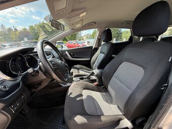 Kia Ceed 1,4 D-CVVT Strieborná edícia - 8