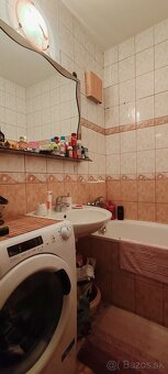 2 IZBOVÝ BYT ATÉNSKA 53 m2 - 8