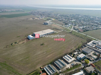 Exkluzívne na predaj priemyselný pozemok o rozlohe 10265 m2 - 8