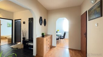 3 izbový priestranný byt sídl. Vinbarg - 8