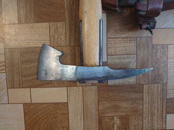 Hasičská sekera - 8