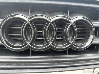 AUDI Čierne lesklé znaky - 8